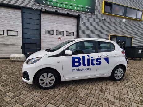 Auto beletteren Rotterdam - Blits makelaars auto voorzien van auto stickers
